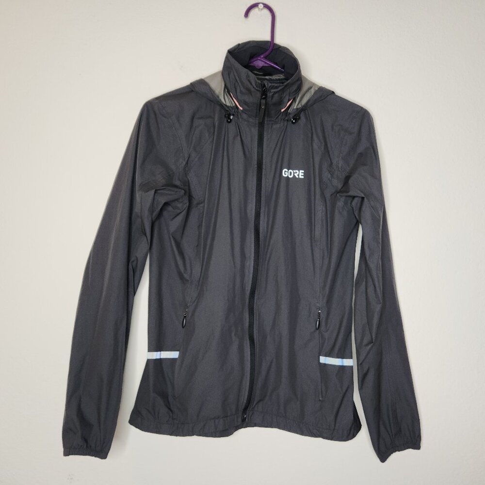 Gore Wear Womens Medium Gray Windstopper Windproof Hooded Running Jacket